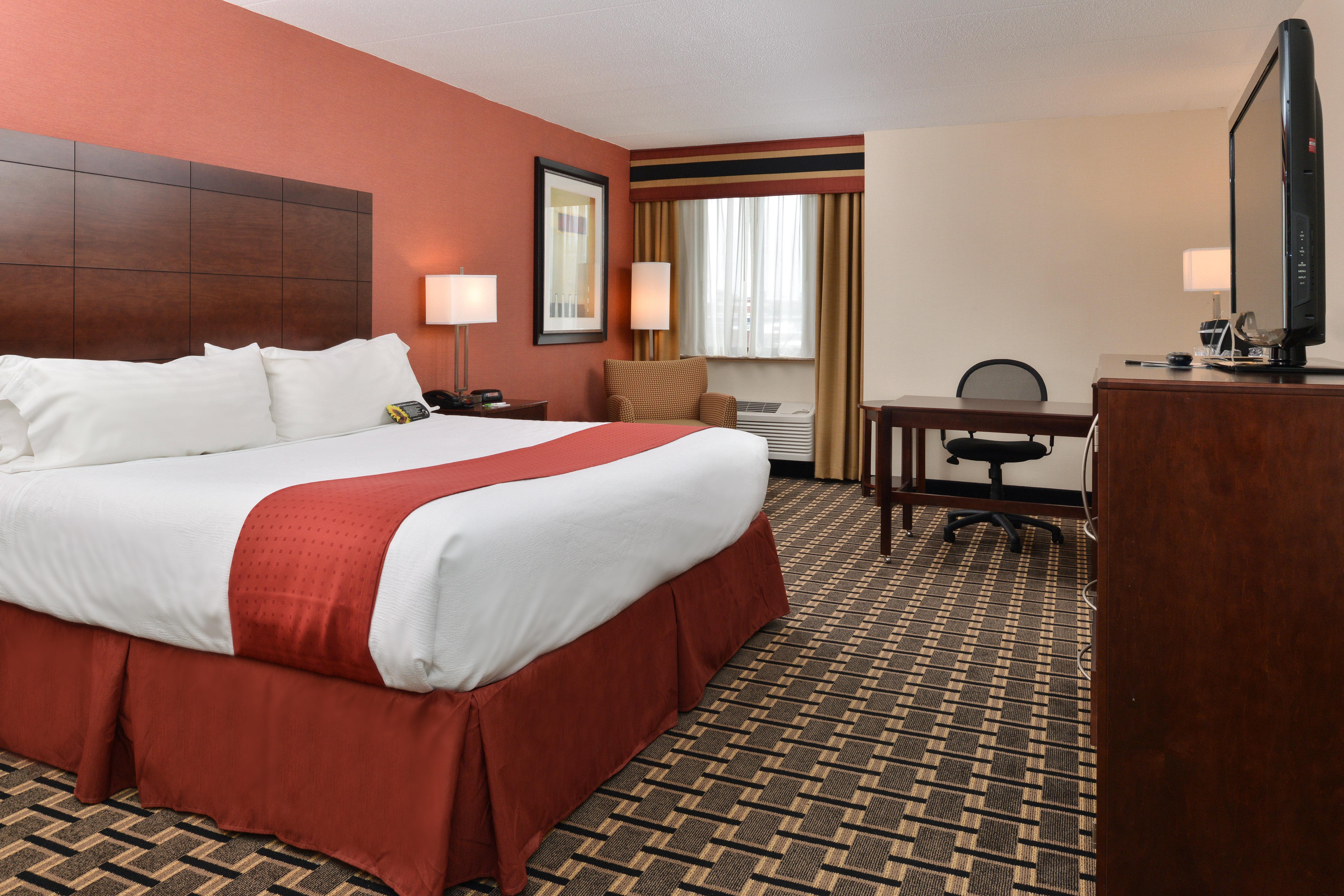 Holiday Inn New London By Ihg Bagian luar foto