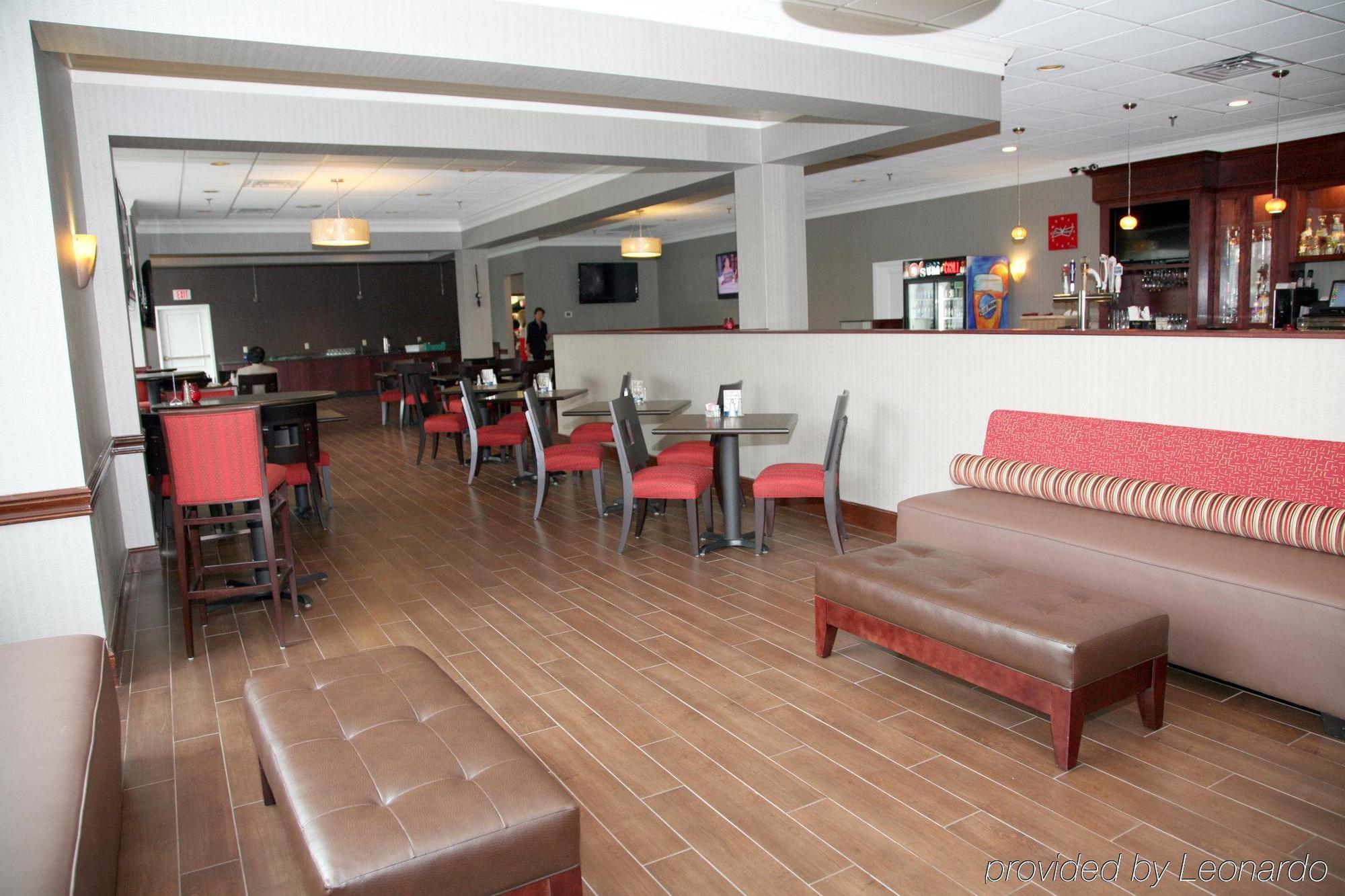 Holiday Inn New London By Ihg Bagian luar foto